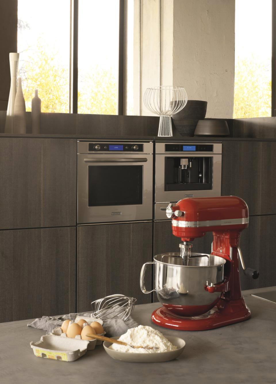 kitchenaid-artisan-5ksm7580x-robot-sur-socle-6-9-l-bol-inox-moteur-1-6-ch-rouge- image 4