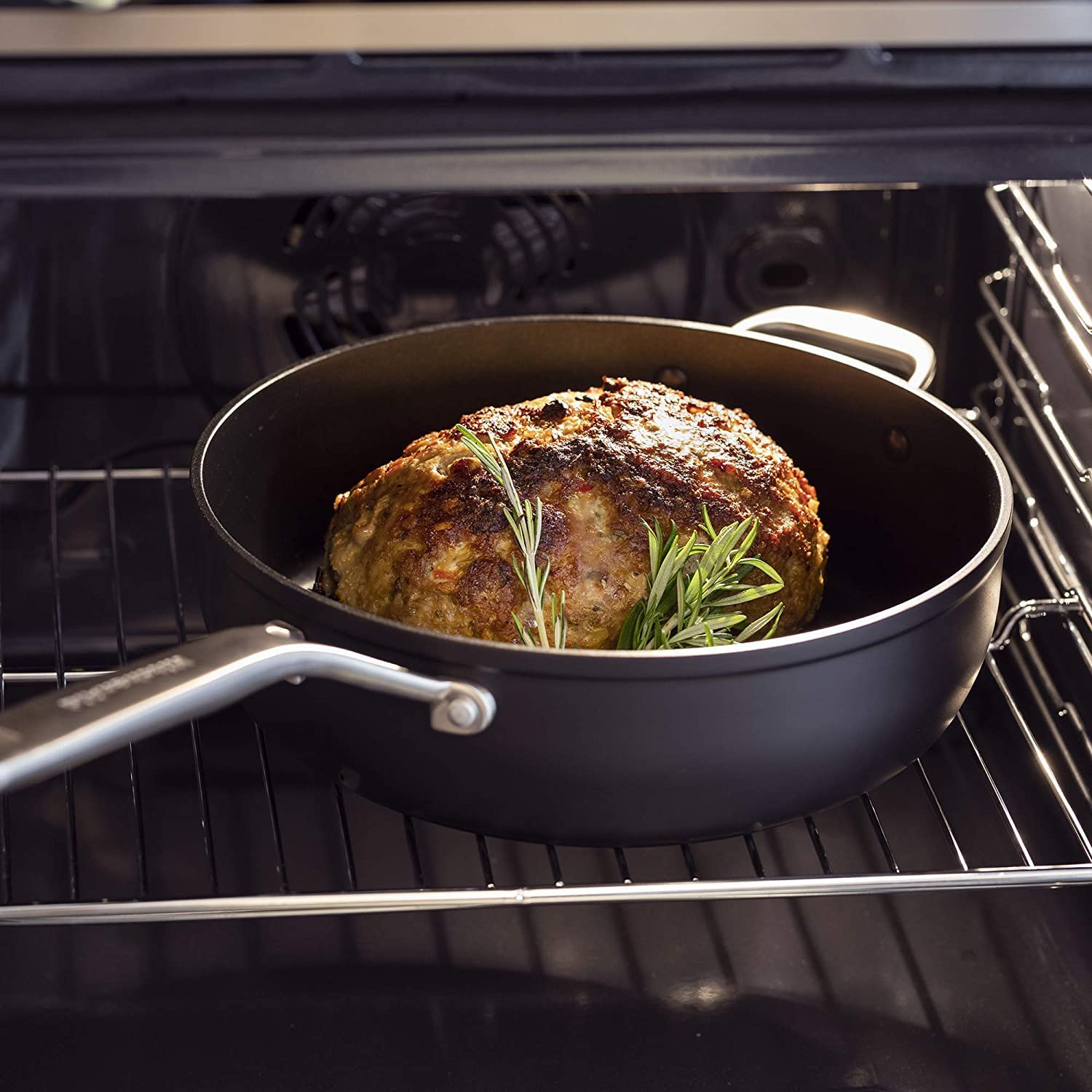 kitchenaid-forged-hardened-aluminium-sauteuse-antiadh-sive-28-cm-4-6-l-avec-couv image 4