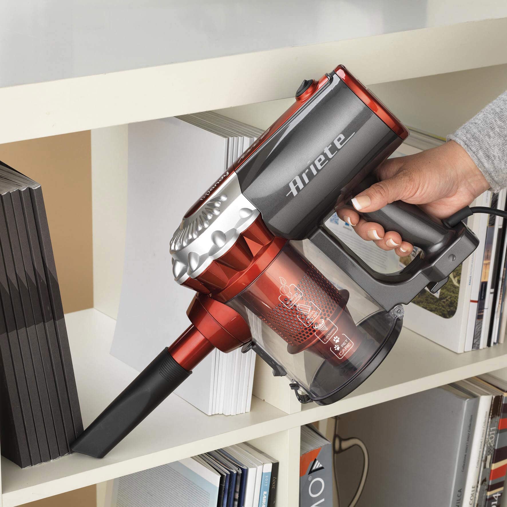 ariete-2761-aspirateur-balai-et-main-2-en-1-600-w-sans-sac image 3